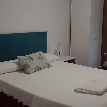 Alojamiento Casa Leon Santoña Eksteriør bilde